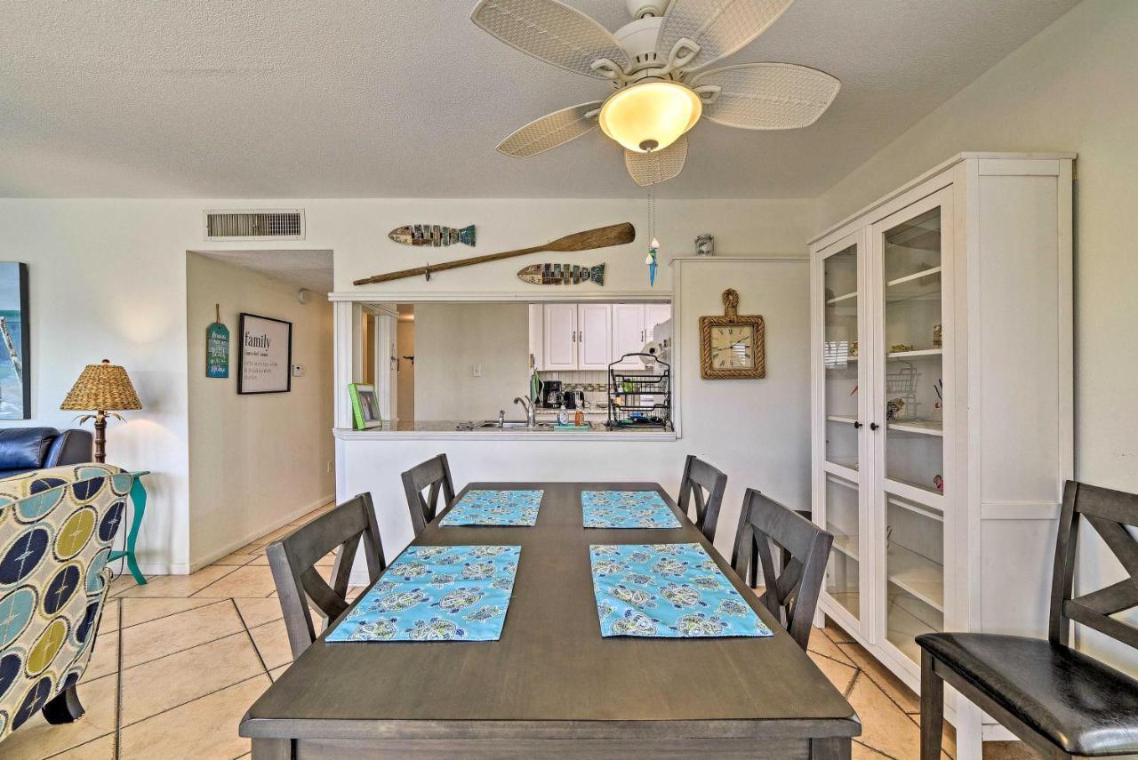 Breezy Corpus Christi Condo With Deck And Fishing Dock Exteriör bild