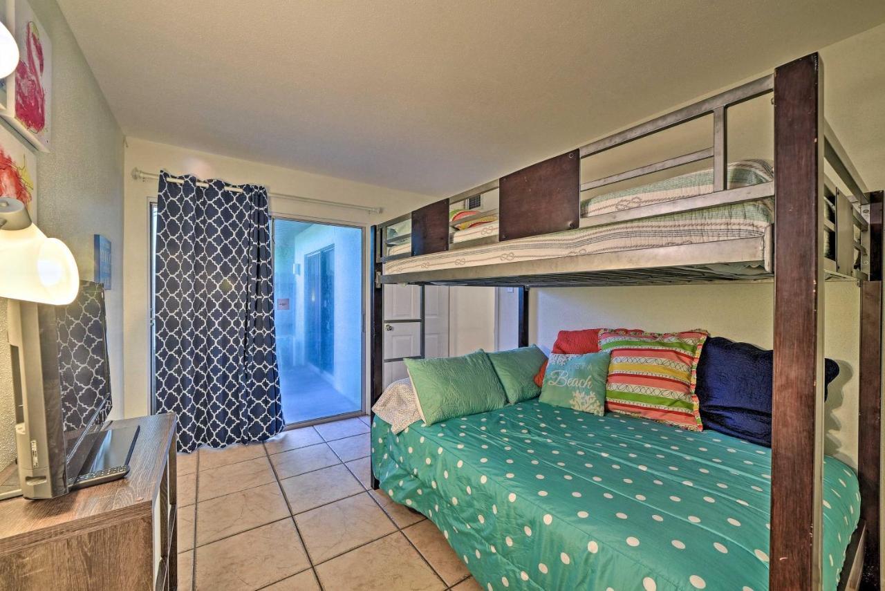 Breezy Corpus Christi Condo With Deck And Fishing Dock Exteriör bild