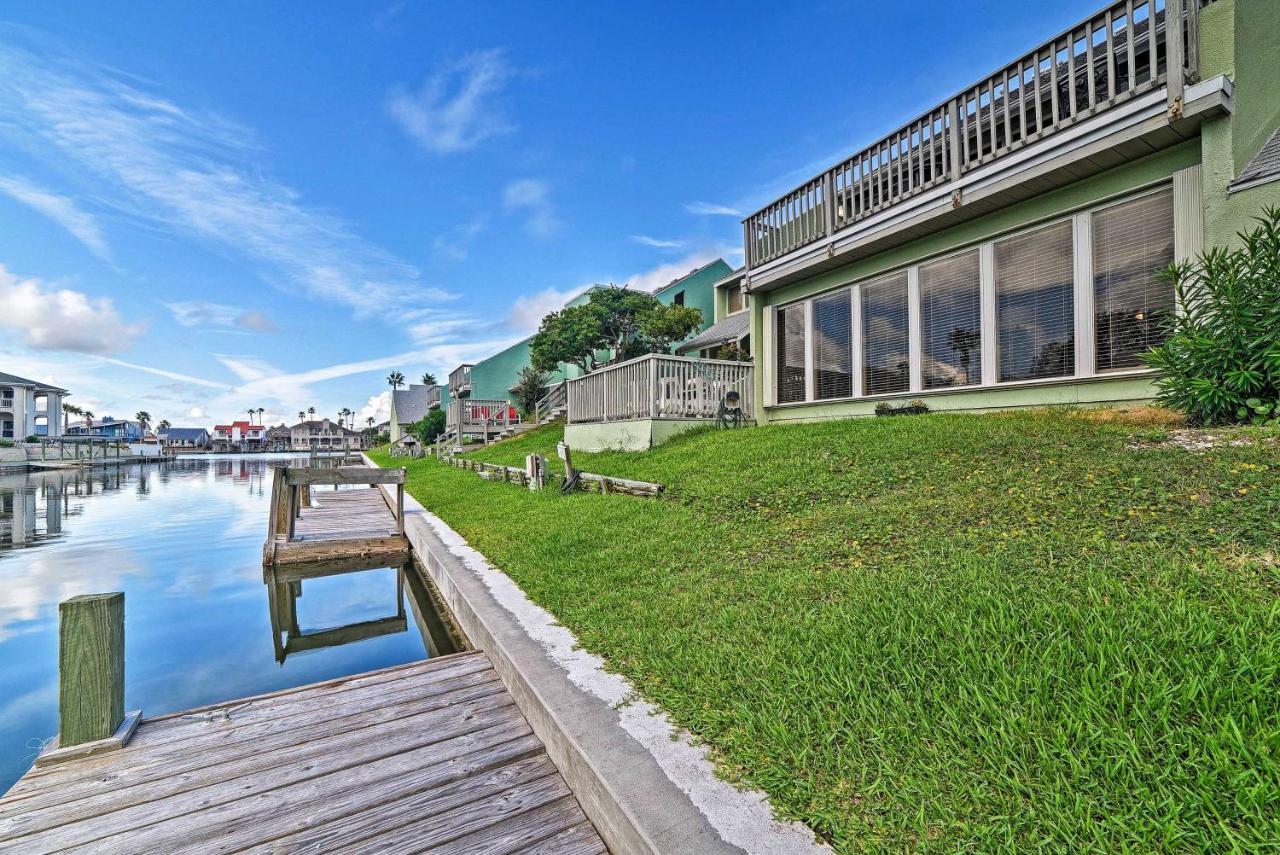 Breezy Corpus Christi Condo With Deck And Fishing Dock Exteriör bild