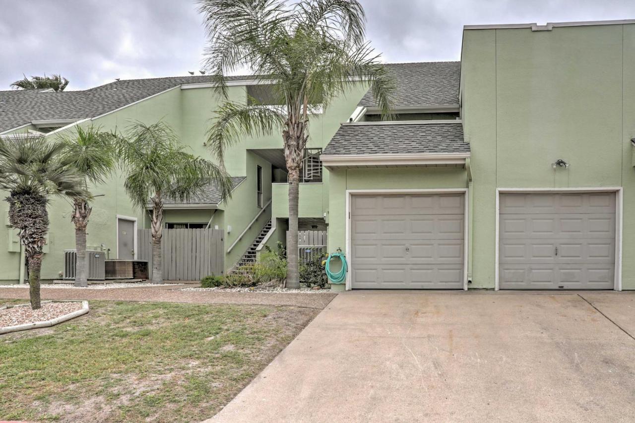 Breezy Corpus Christi Condo With Deck And Fishing Dock Exteriör bild